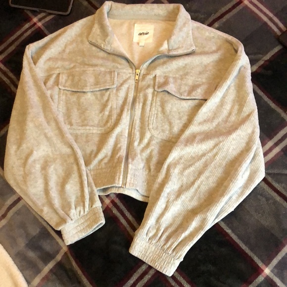 Aerie - Picture 2 of 4